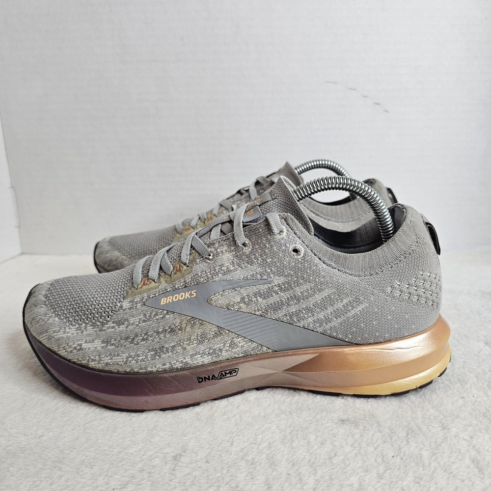Brooks Levitate 3 Gray Mesh Low Top Running Sneakers 1203001B134 Women's Size 11